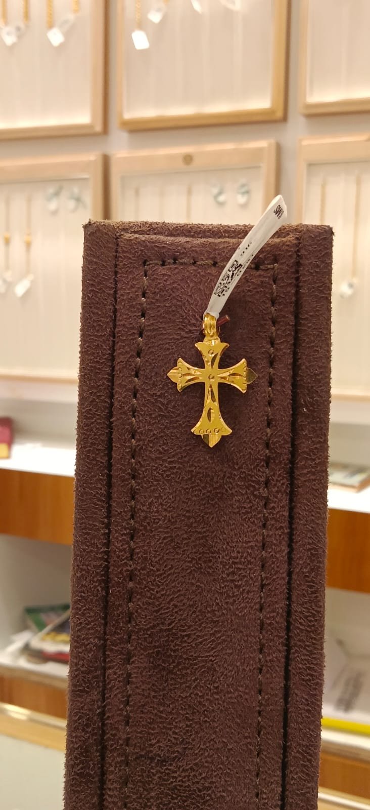 Cross Dollar